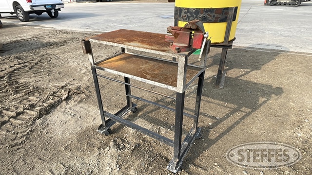 Portable welding table
